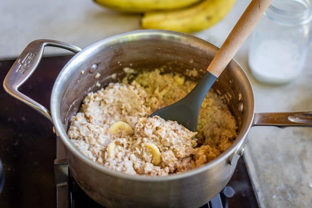 Oatmeal with Almond Milk Ingredients