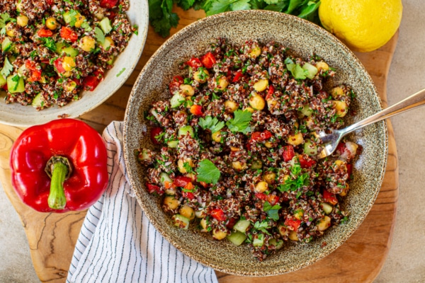 Easy Quinoa Salad Recipe - A Kind Spoon