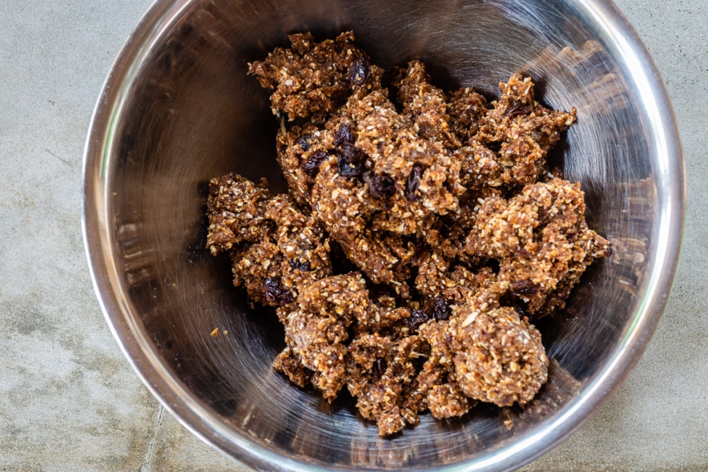 Energy Balls with Dates